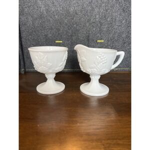 VINTAGE INDIANA‎ GRAPE HARVEST MILK GLASS PEDESTAL CREAMER AND SUGAR BOWL SET